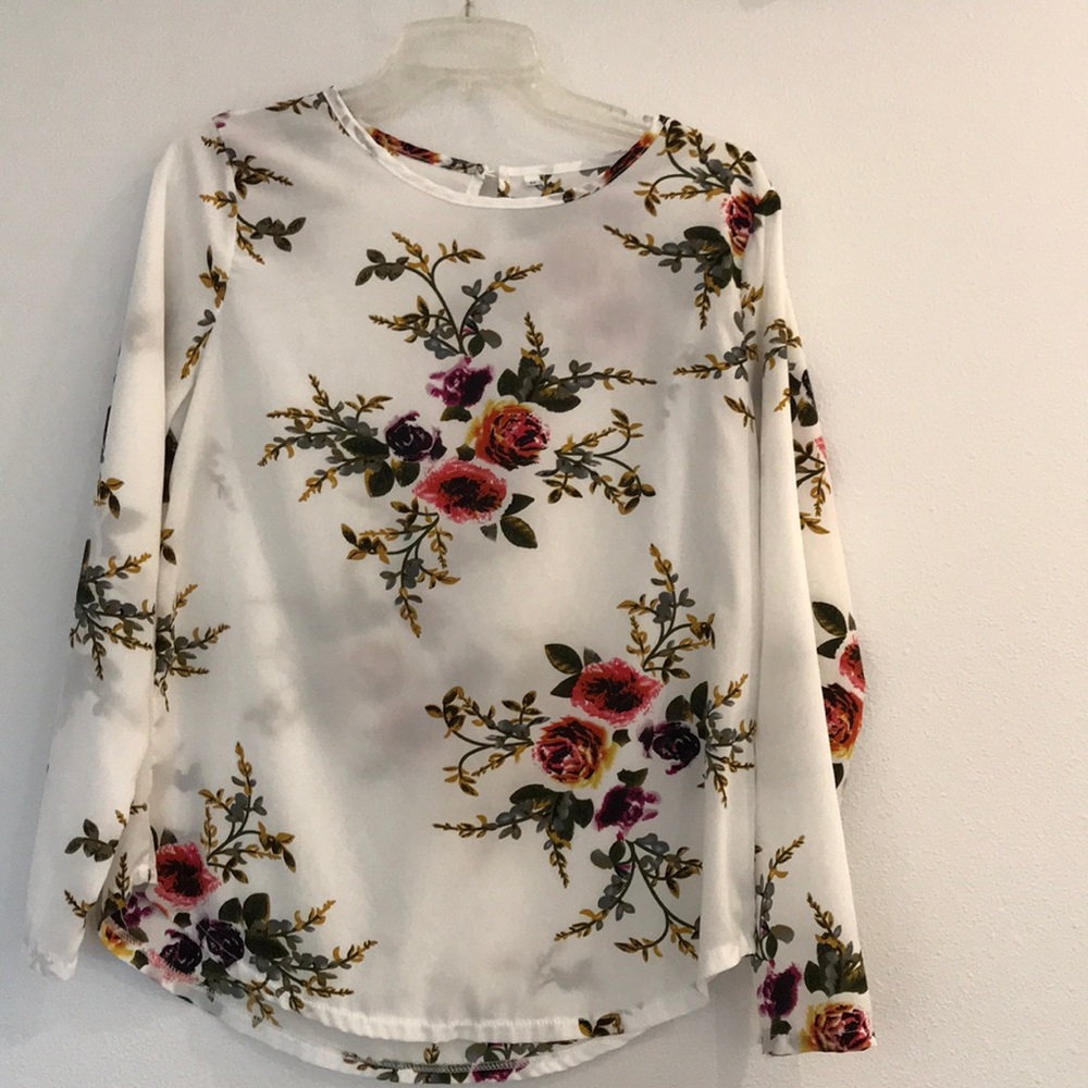 Floral blouse - Picture 1 of 5